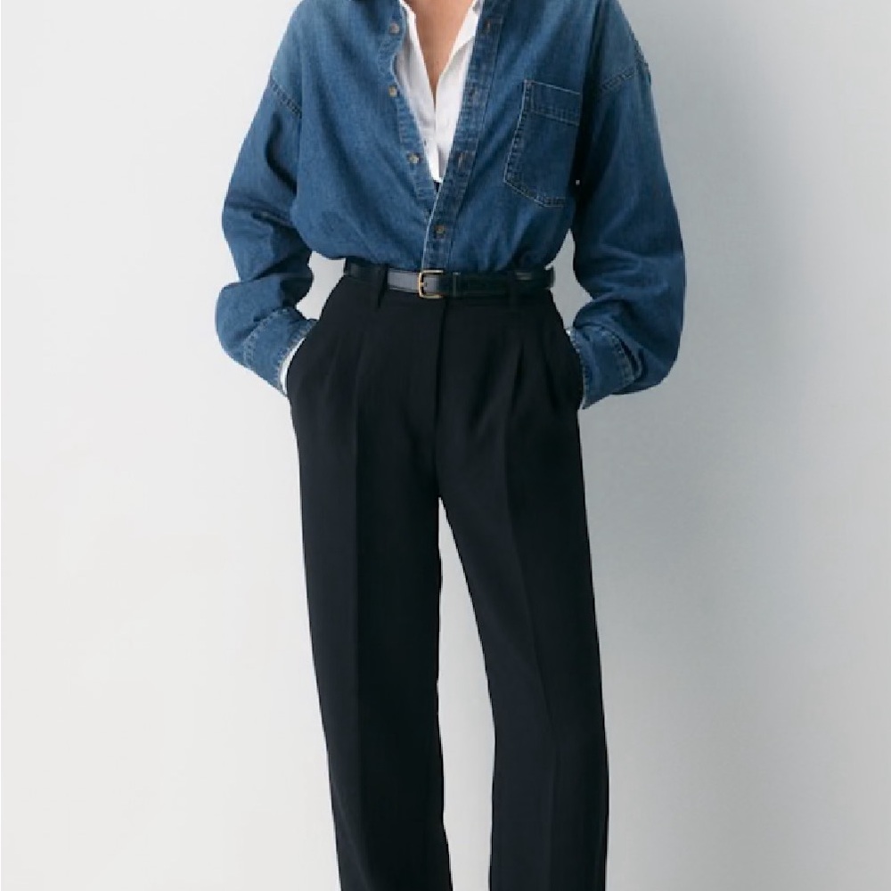 Aritzia Effortless dress pant